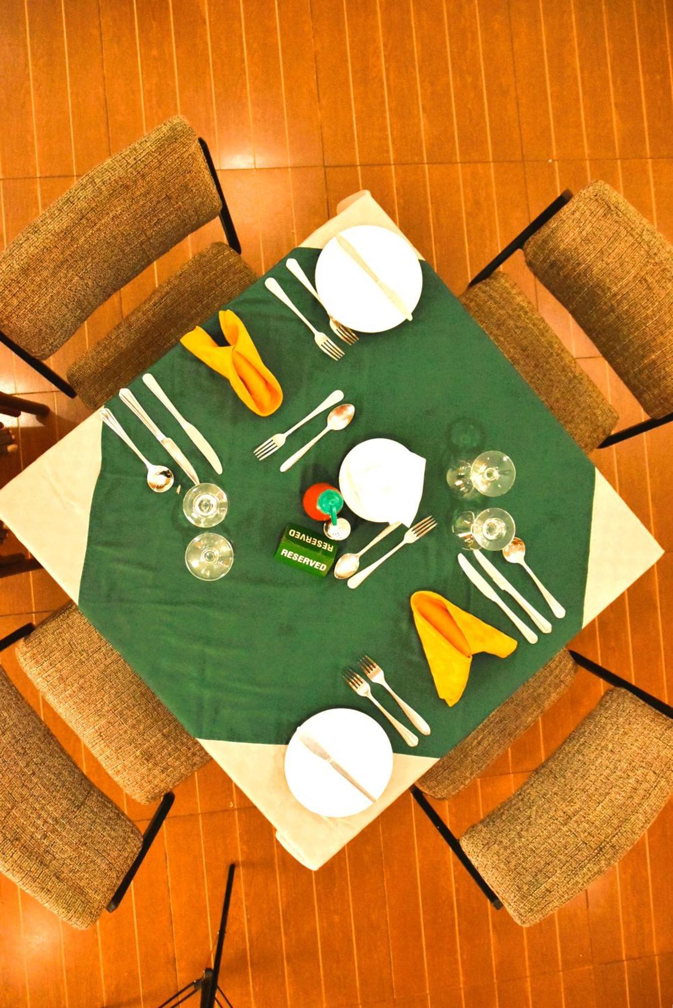 Wagon Wheel Hotel Eldoret Zewnętrze zdjęcie