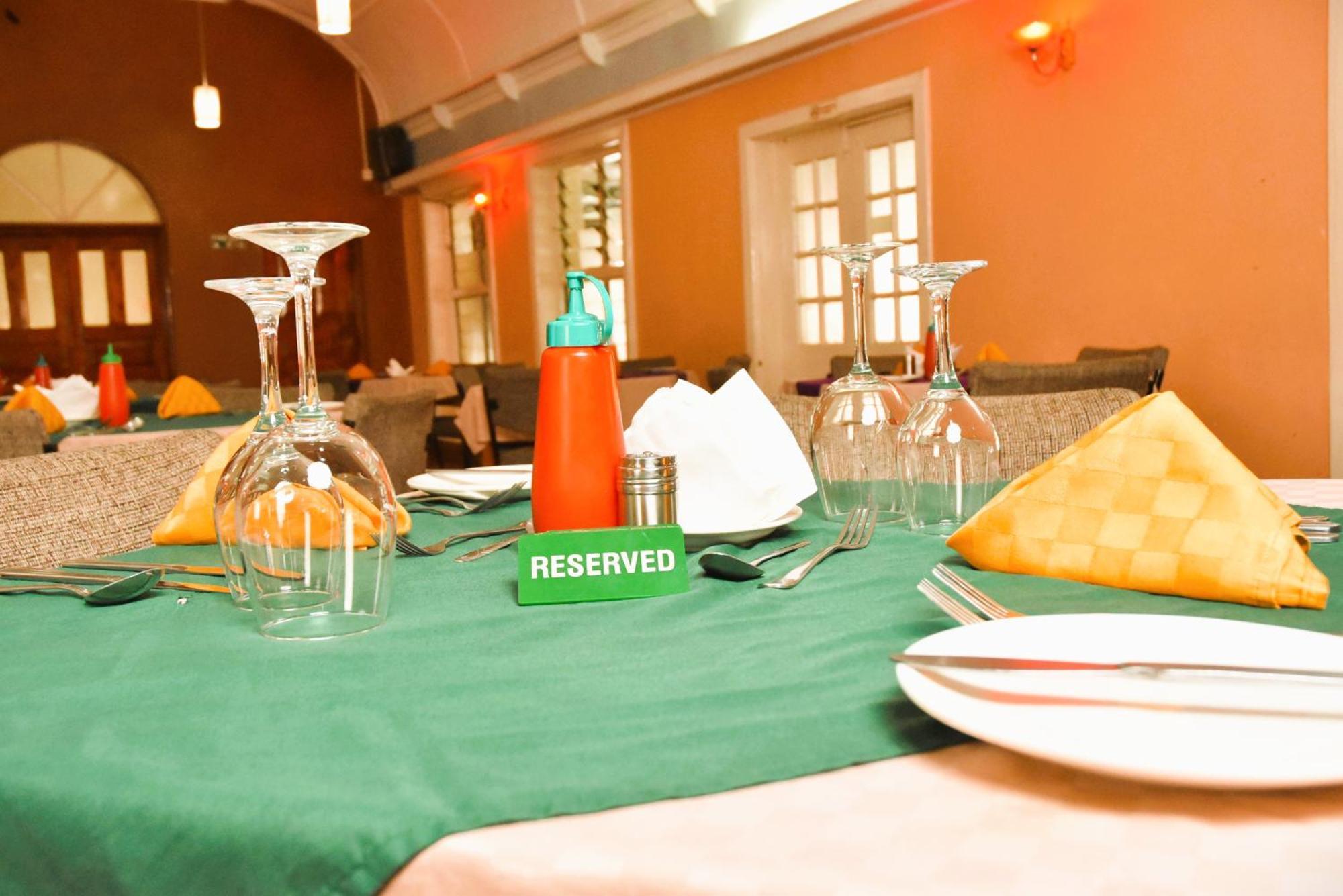 Wagon Wheel Hotel Eldoret Zewnętrze zdjęcie