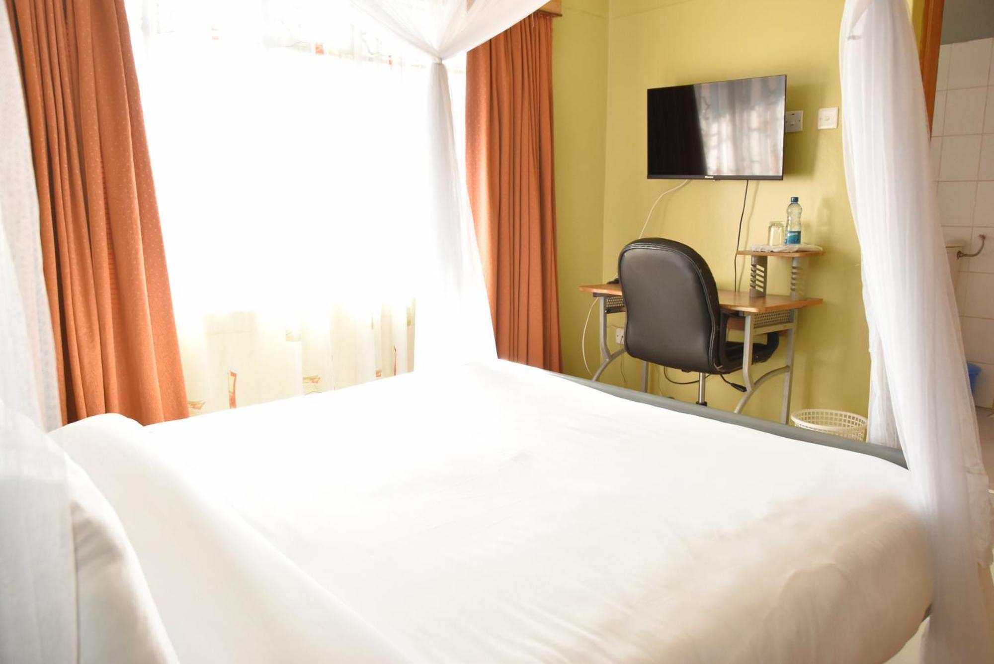 Wagon Wheel Hotel Eldoret Zewnętrze zdjęcie
