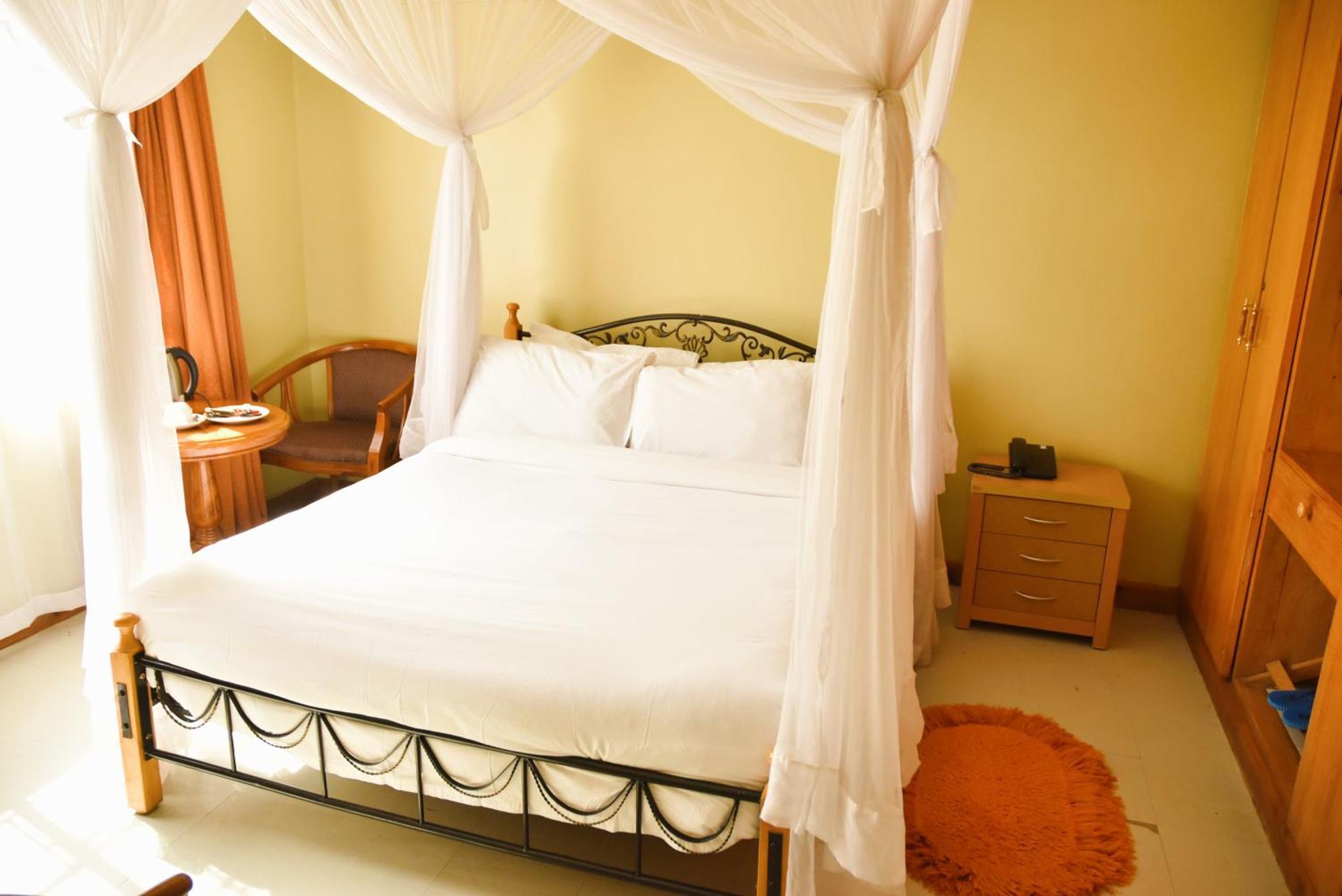 Wagon Wheel Hotel Eldoret Zewnętrze zdjęcie