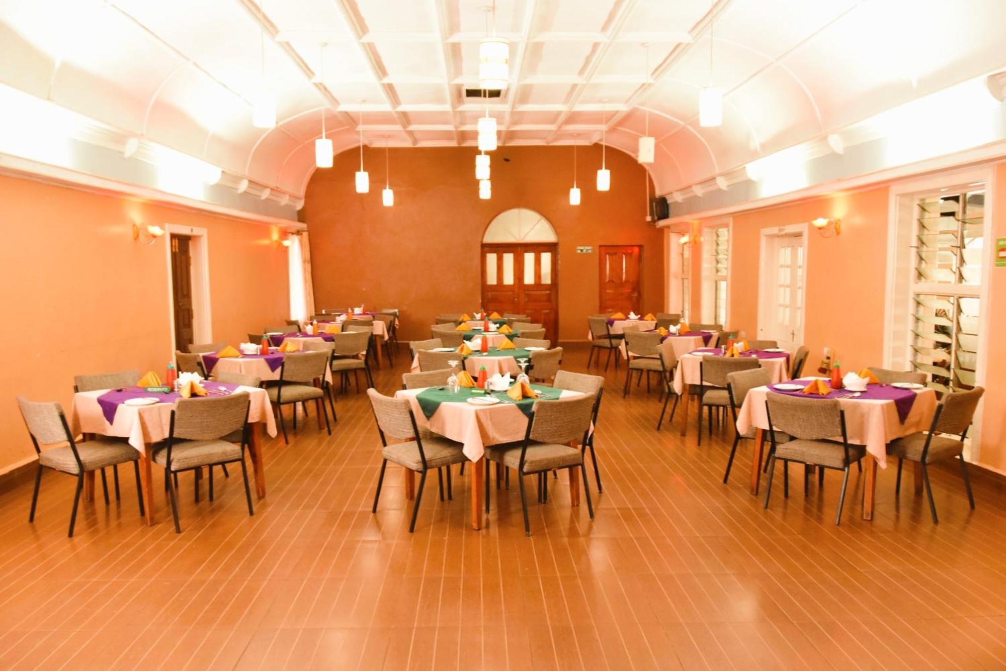 Wagon Wheel Hotel Eldoret Zewnętrze zdjęcie